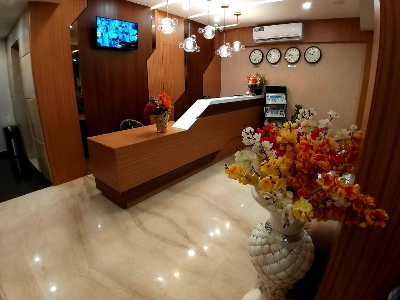 Grand Elegant Hotel Chennai Ngoại thất bức ảnh