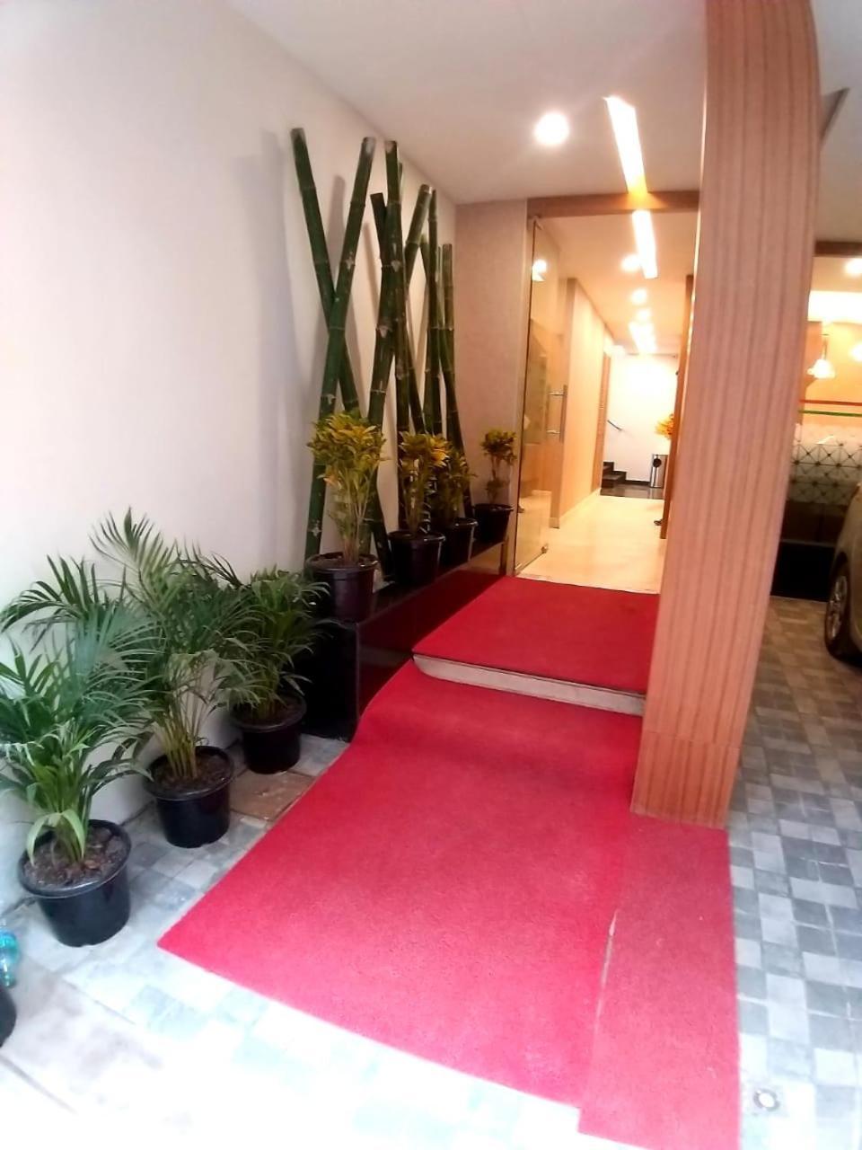 Grand Elegant Hotel Chennai Ngoại thất bức ảnh