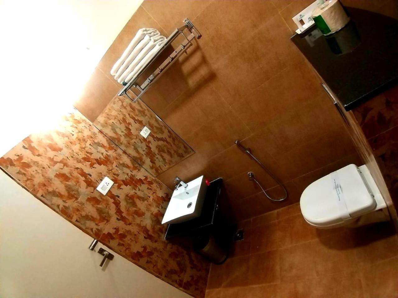 Grand Elegant Hotel Chennai Ngoại thất bức ảnh