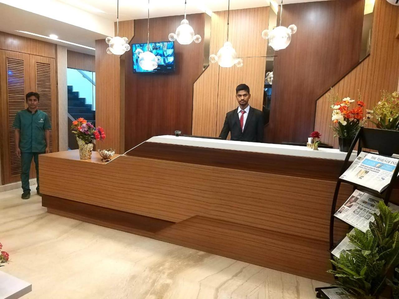 Grand Elegant Hotel Chennai Ngoại thất bức ảnh
